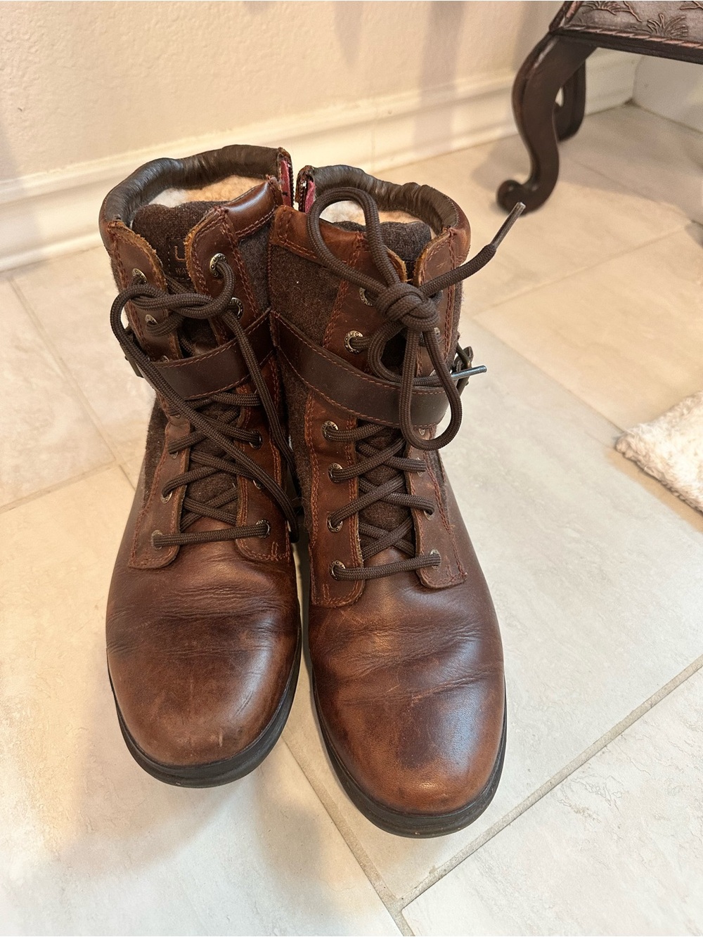 Women’s Brown Leather Lace-Up Winter Boots